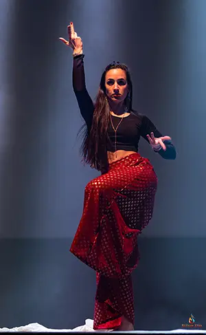 Journe de la culture indienne / Atelier de pratique artistique : Initiation danse Bollywood avec Shanti Pouyet (Tout public  partir de 14 ans) dans le cadre du Festival 